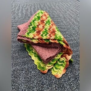 Vintage Hand Knit Blanket Afghan Scallop ZigZag Crochet Pattern Pink Green 40x72